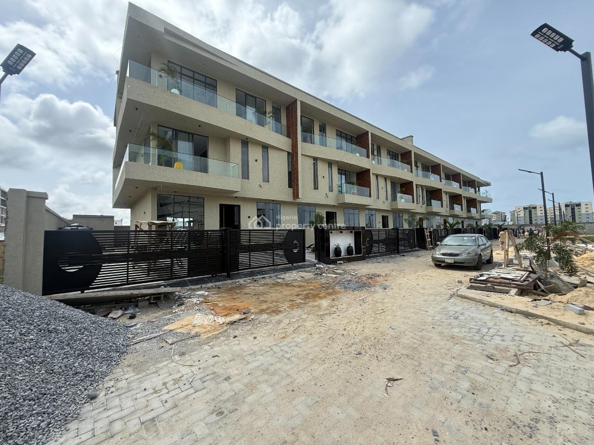 5 Bedroom Terrace Available, Lekki Phase 1, Lekki, Lagos, Terraced Duplex for Sale