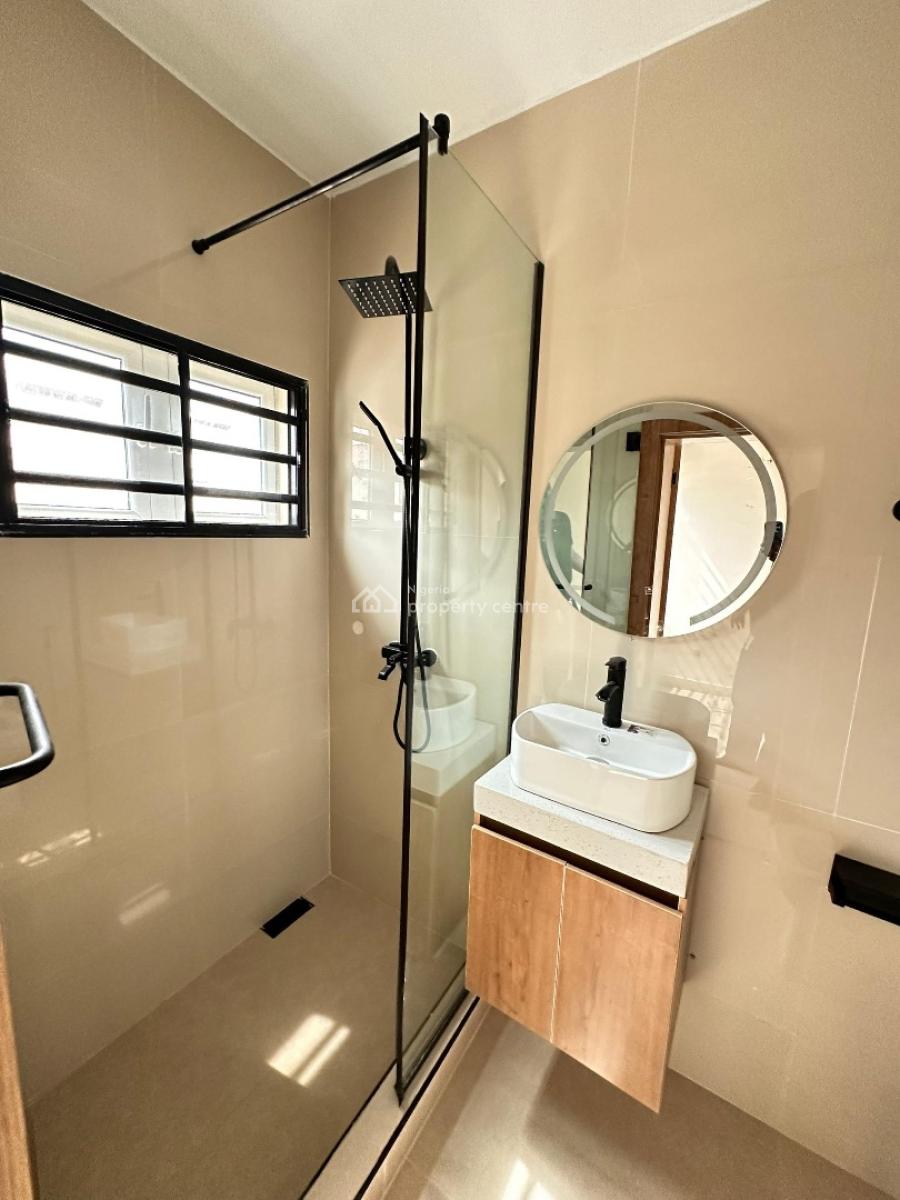 Standard 2bed Apartment Available in Ikate, Ikate, Lekki, Lagos, Flat / Apartment for Rent