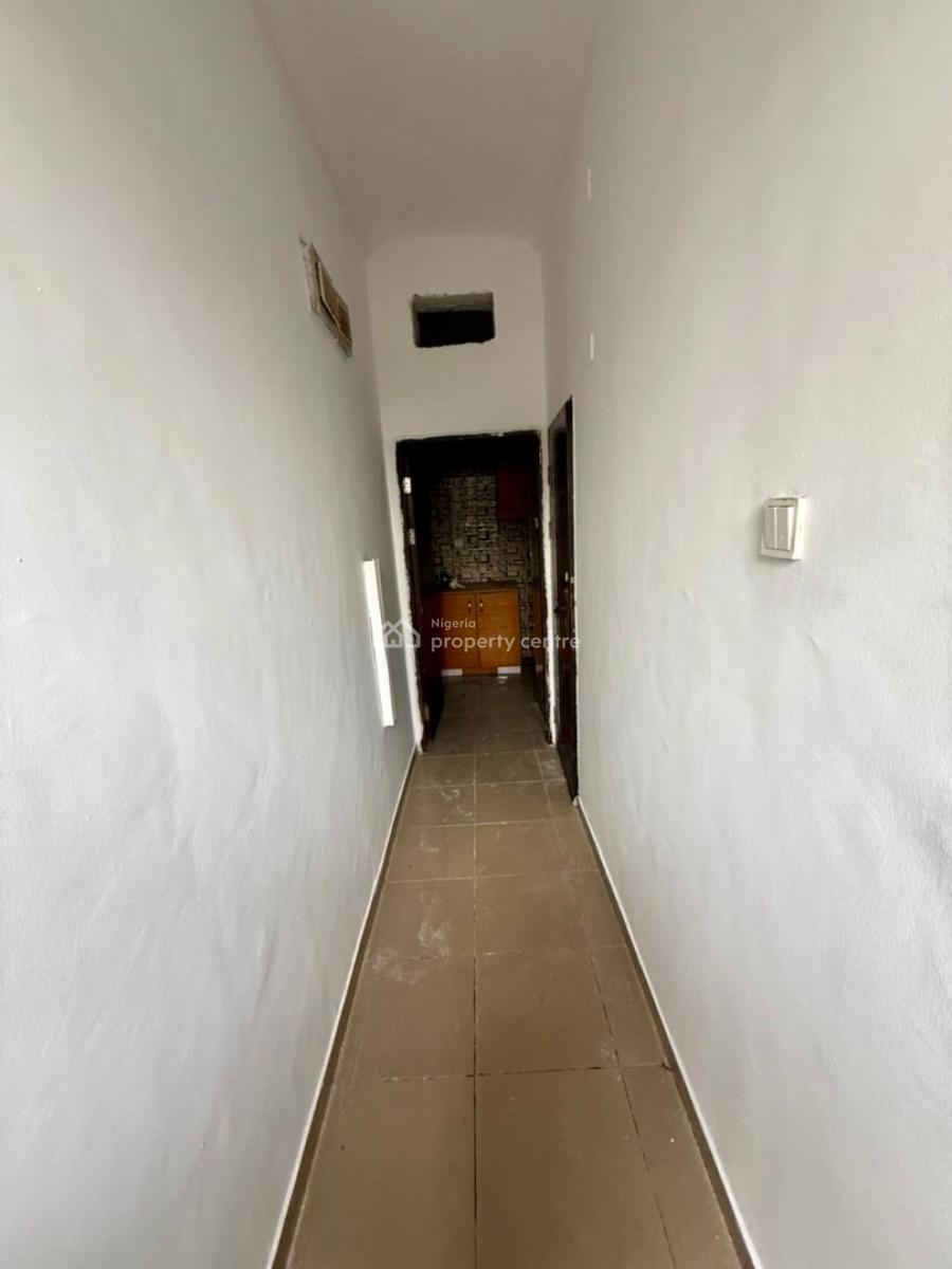 Just in! Fastest Fingers, U3 Estate, Lekki Phase 1, Lekki, Lagos, Mini Flat (room and Parlour) for Rent