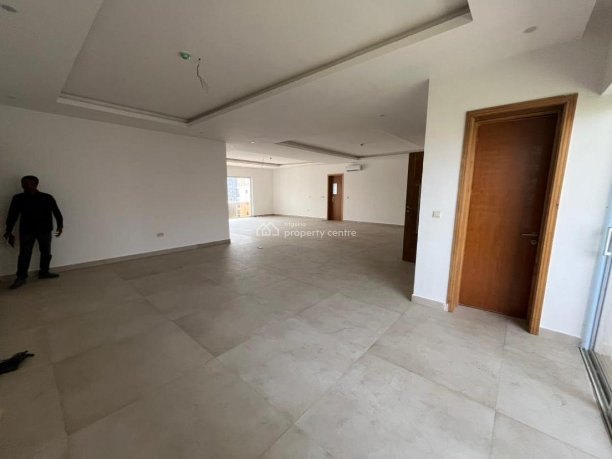 an Upscale Serviced 3-bedroom, Old Ikoyi, Ikoyi, Lagos, Flat / Apartment for Rent