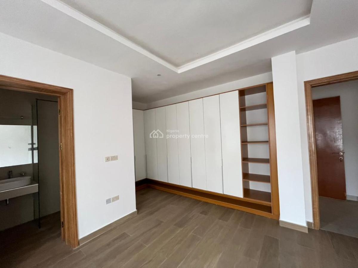 an Upscale Serviced 3-bedroom, Old Ikoyi, Ikoyi, Lagos, Flat / Apartment for Rent