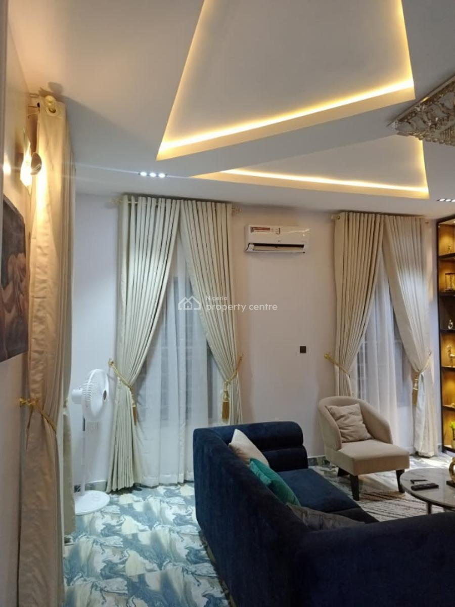 Fully Furnished Mini Flat (room and Parlor), Osapa, Lekki, Lagos, Mini Flat (room and Parlour) for Rent