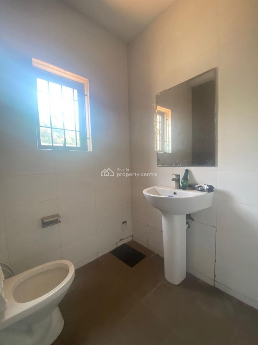 Serviced Three Bedrooms Flat, Lekki Phase 1, Lekki, Lagos, Flat / Apartment for Rent