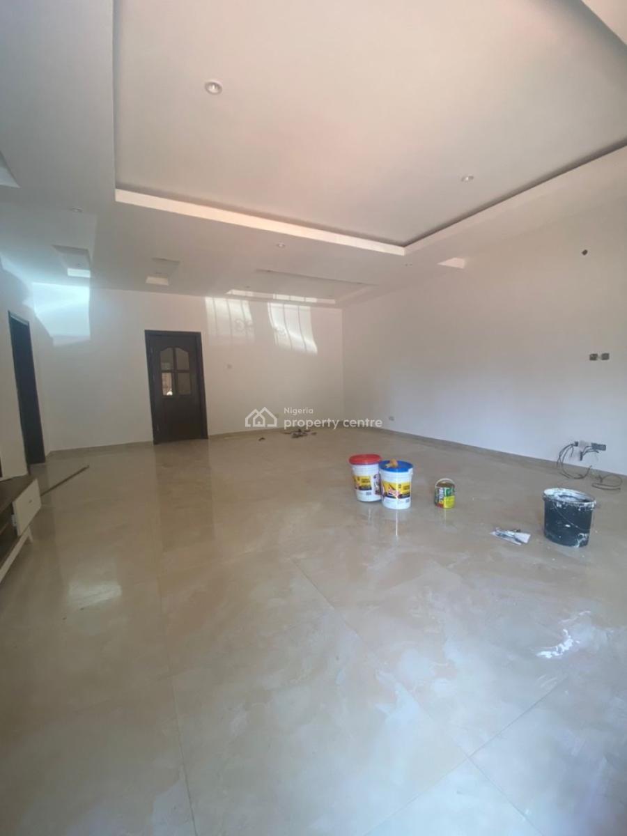 Serviced Three Bedrooms Flat, Lekki Phase 1, Lekki, Lagos, Flat / Apartment for Rent