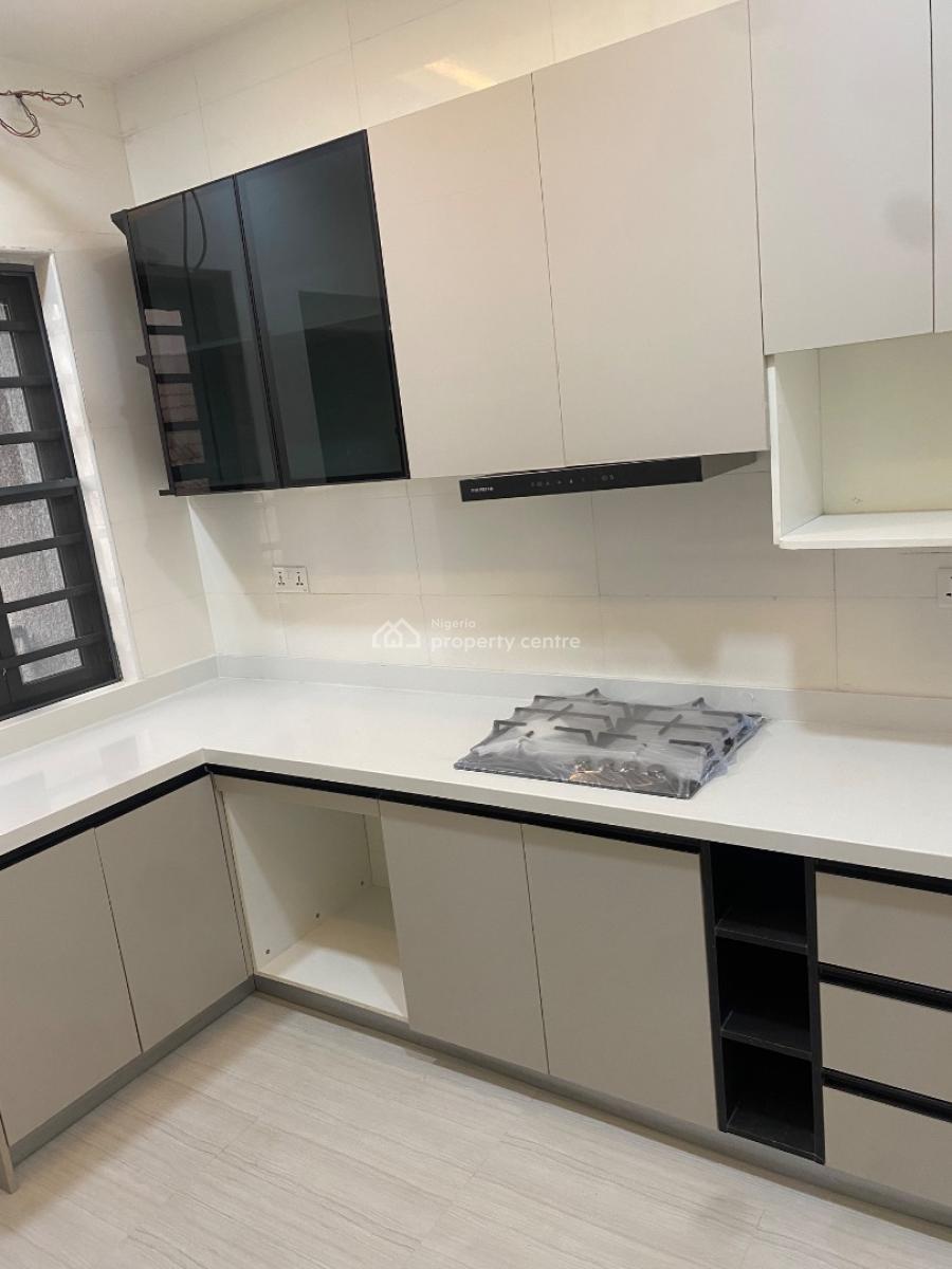 Luxury 2-bedroom Apartment + Bq, Lekki Phase 1, Lekki, Lagos, Flat / Apartment for Sale