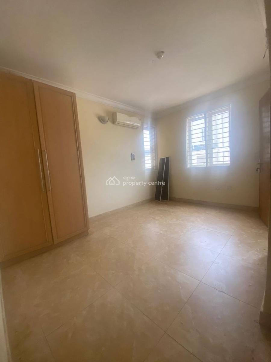 Serviced 3 Bedroom Flat with Bq, Lekki Phase 1, Lekki, Lagos, Flat / Apartment for Rent