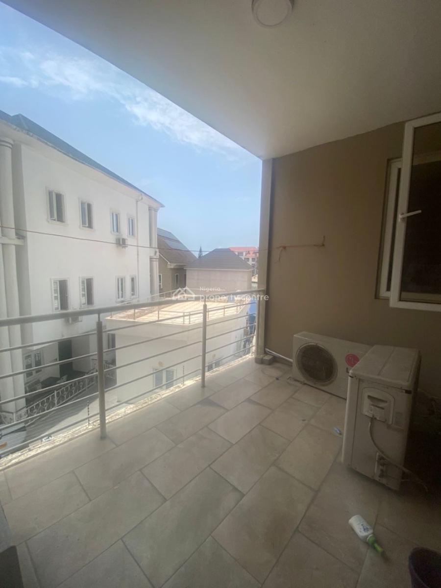 Serviced 3 Bedroom Flat with Bq, Lekki Phase 1, Lekki, Lagos, Flat / Apartment for Rent