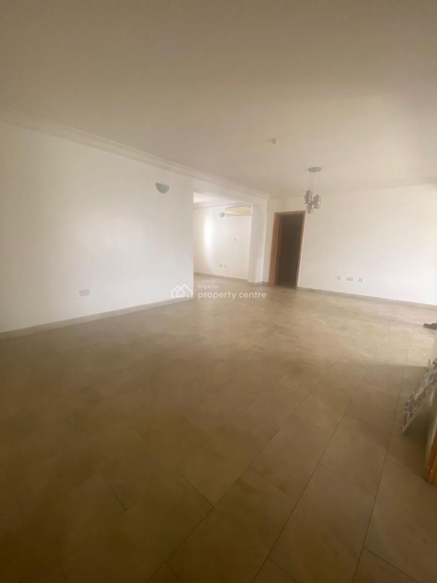Serviced 3 Bedroom Flat with Bq, Lekki Phase 1, Lekki, Lagos, Flat / Apartment for Rent