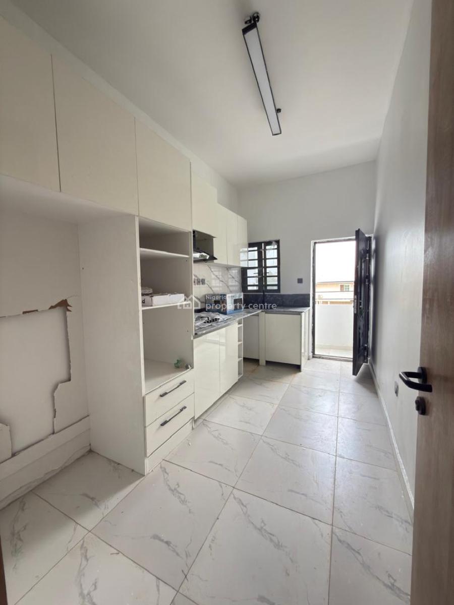 1 Bedroom Apartment + Pool, New Road, Lekki, Lagos, Flat / Apartment for Sale