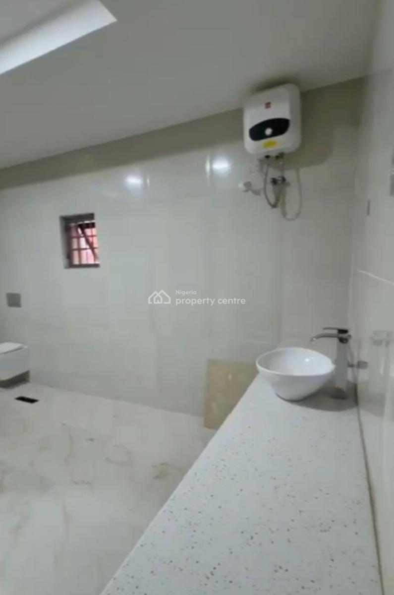 Contemporary 6 Bedroom Fully Detached Mansion, Asokoro District, Abuja, Detached Duplex for Rent