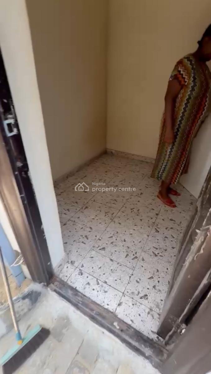 Self Contain Apartment, Gra, Abijo, Lekki, Lagos, Self Contain (single Rooms) for Rent