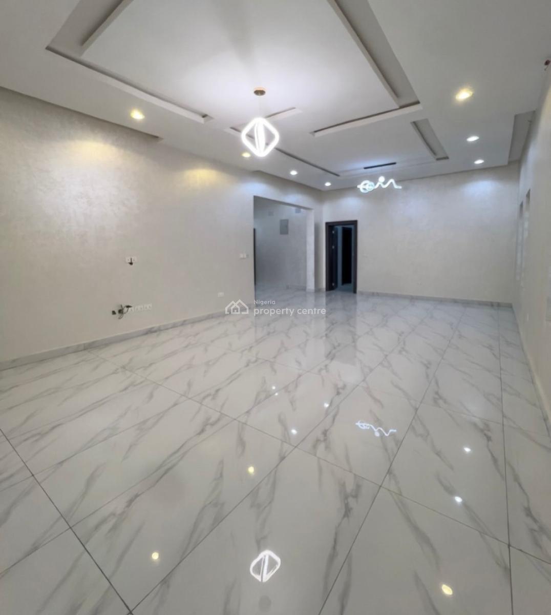 Distress 7 Bedroom Mansion, Efab Metropolis Estate, Karsana, Abuja, Detached Duplex for Sale