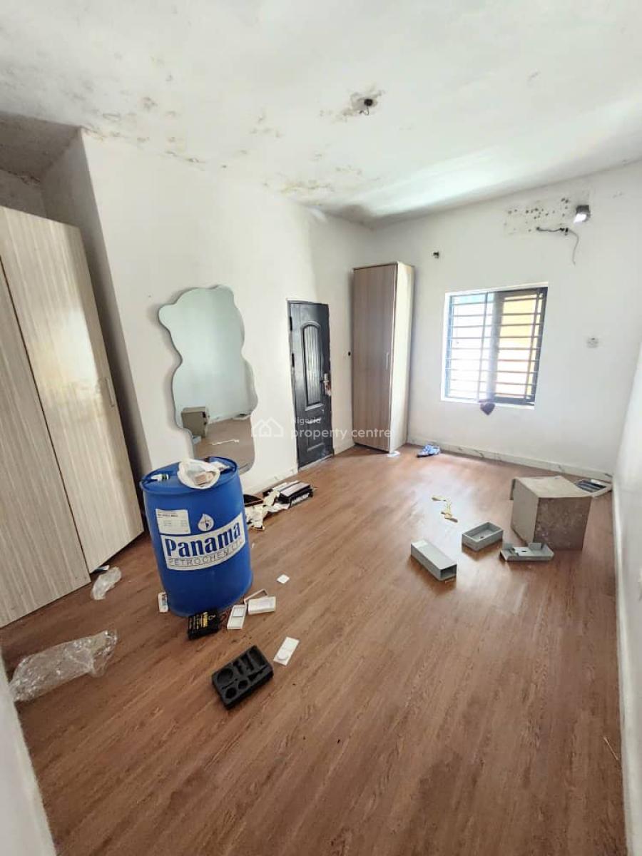 3 Bedroom Apartment.  ( Upstairs), Ikate, Lekki, Lagos, Flat / Apartment for Rent