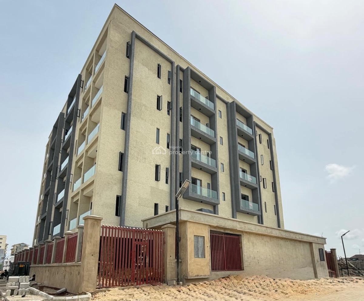 Lovely 2 Bedroom Apartment with Bq, Lekki Phase 1, Lekki, Lagos, Block of Flats for Sale