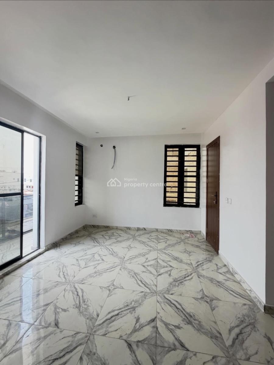 Lovely 2 Bedroom Apartment, Ologolo, Ologolo, Lekki, Lagos, Block of Flats for Sale