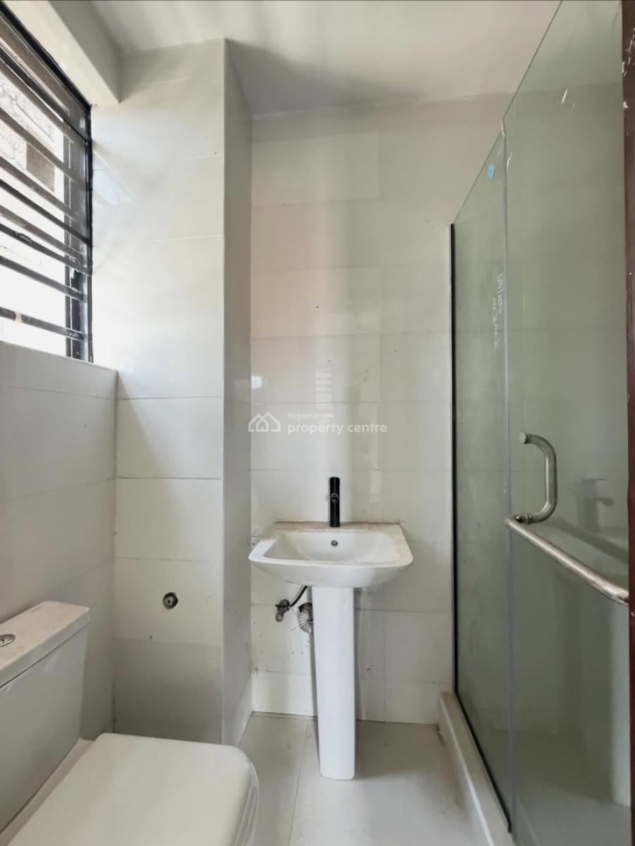 Lovely 2 Bedroom Apartment, Ologolo, Ologolo, Lekki, Lagos, Block of Flats for Sale