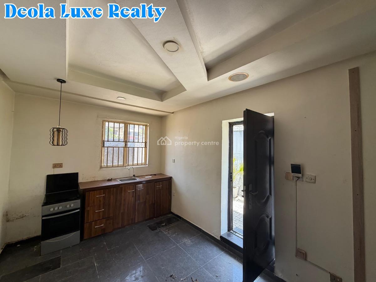 a Nice and Clean Fully Serviced Studio Apartment, Off Admiralty Way, Lekki Phase 1, Lekki, Lagos, Self Contain (single Rooms) for Rent