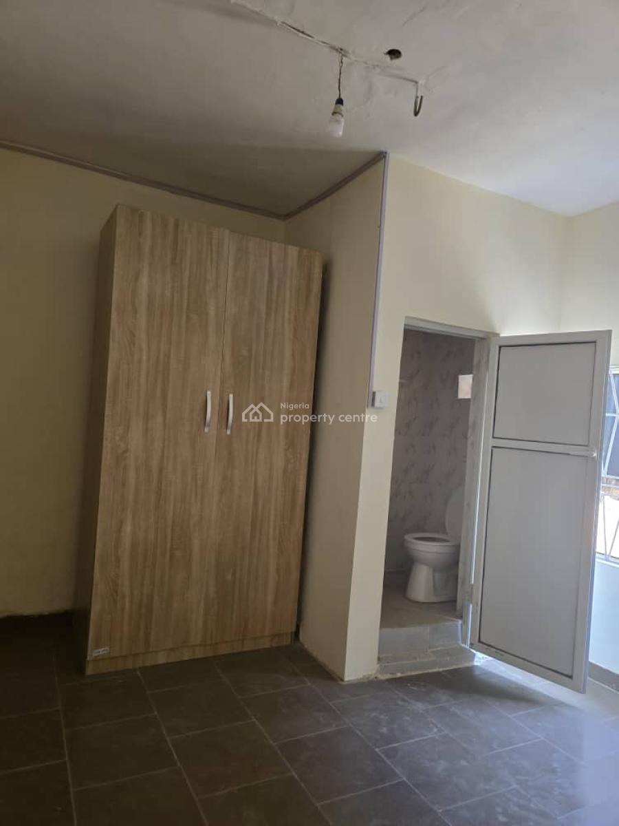Spacious 3-bedroom Flat in a Clean & Serene Environment, Oyebanjo Solarin Elebiju, Alapere, Ketu, Lagos, Flat / Apartment for Rent