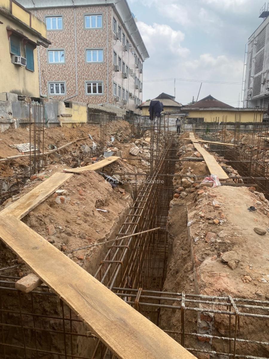 Luxury One and Two Bedroom Lease, Sabo Yaba, Yaba, Lagos, House for Sale