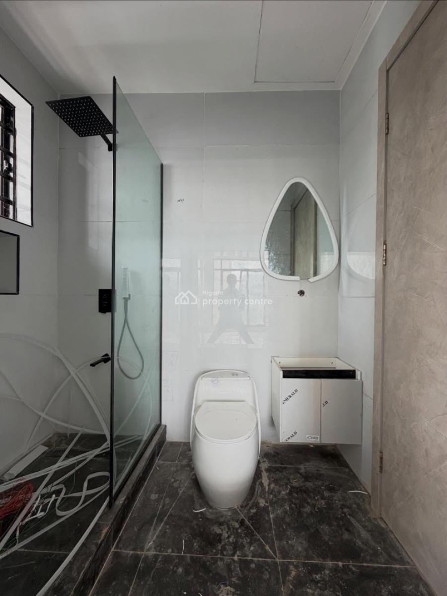 Lovely 2 Bedroom Apartment with Swimming Pool and Bq, Lekki Phase 1, Lekki, Lagos, Block of Flats for Sale