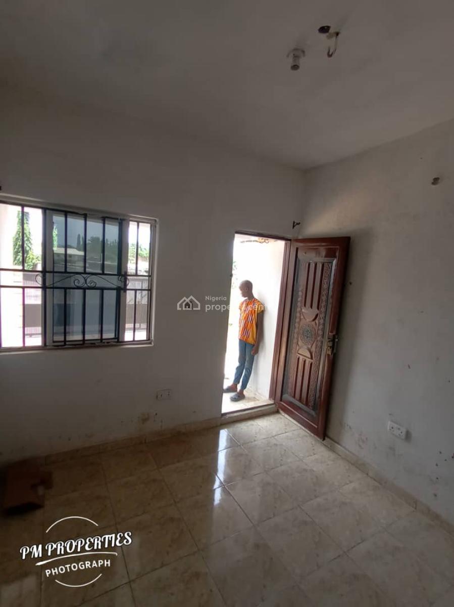 Room Self Contained at Makogi Magboro, Makogi, Magboro, Ogun, Self Contain (single Rooms) for Rent