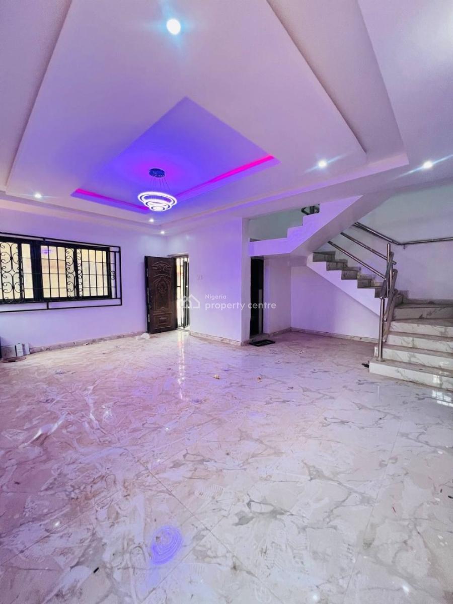 3bedroom Terrace +bq, Ologolo, Lekki, Lagos, Terraced Duplex for Rent