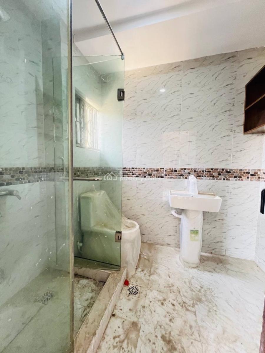 3bedroom Terrace +bq, Ologolo, Lekki, Lagos, Terraced Duplex for Rent