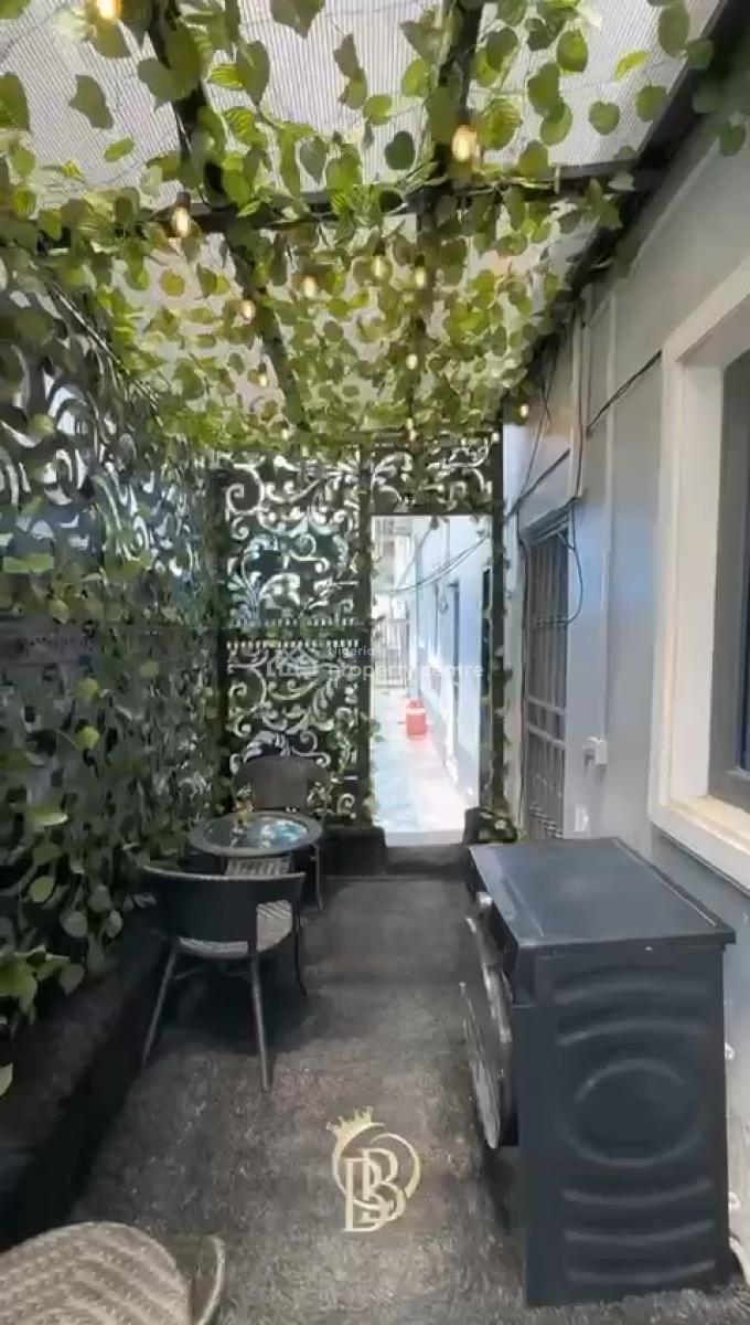 Luxury Fully  Furnished 2 Bedroom Apartment with a Pool, Gym, Ikate, Lekki, Lagos, Block of Flats for Sale