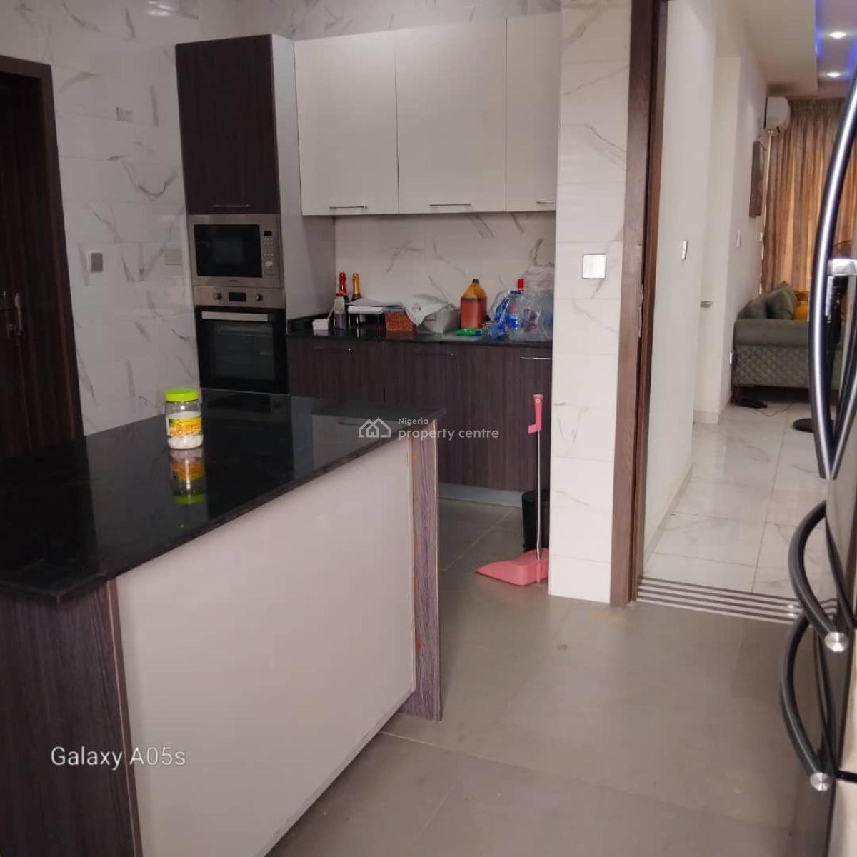 Luxury 3 Bedroom Apartment with Bq and Ocean View, Off Ahmadu Bello Way, Victoria Island (vi), Lagos, Flat / Apartment for Rent