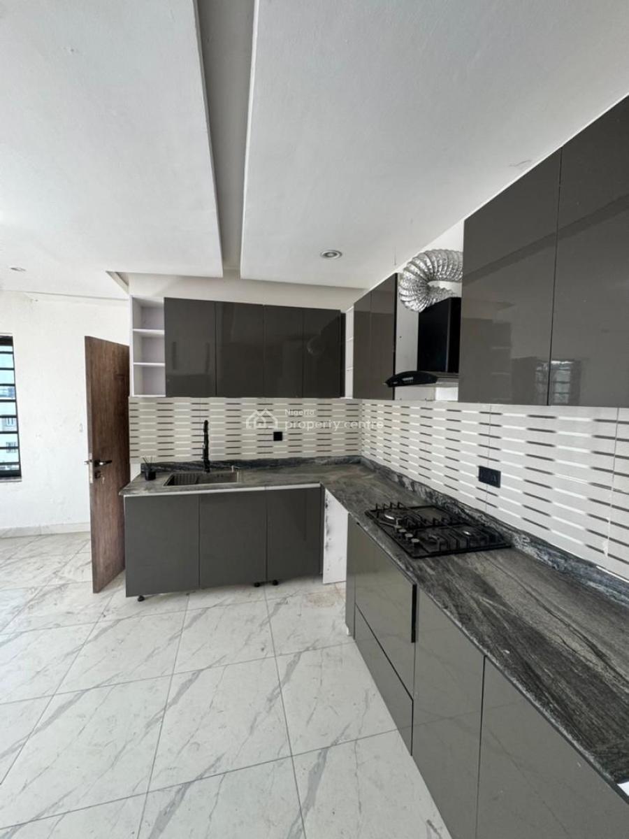 2 Bedroom Apartment, Ologolo,lekki Lagos, Ologolo, Lekki, Lagos, Self Contain (single Rooms) for Rent