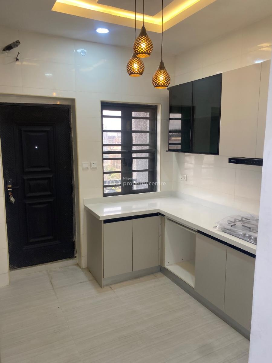 Luxury 3 Bedroom Maisonette with Bq, Pool, Gym & Elevator, Lekki Phase 1, Lekki, Lagos, Flat / Apartment for Sale