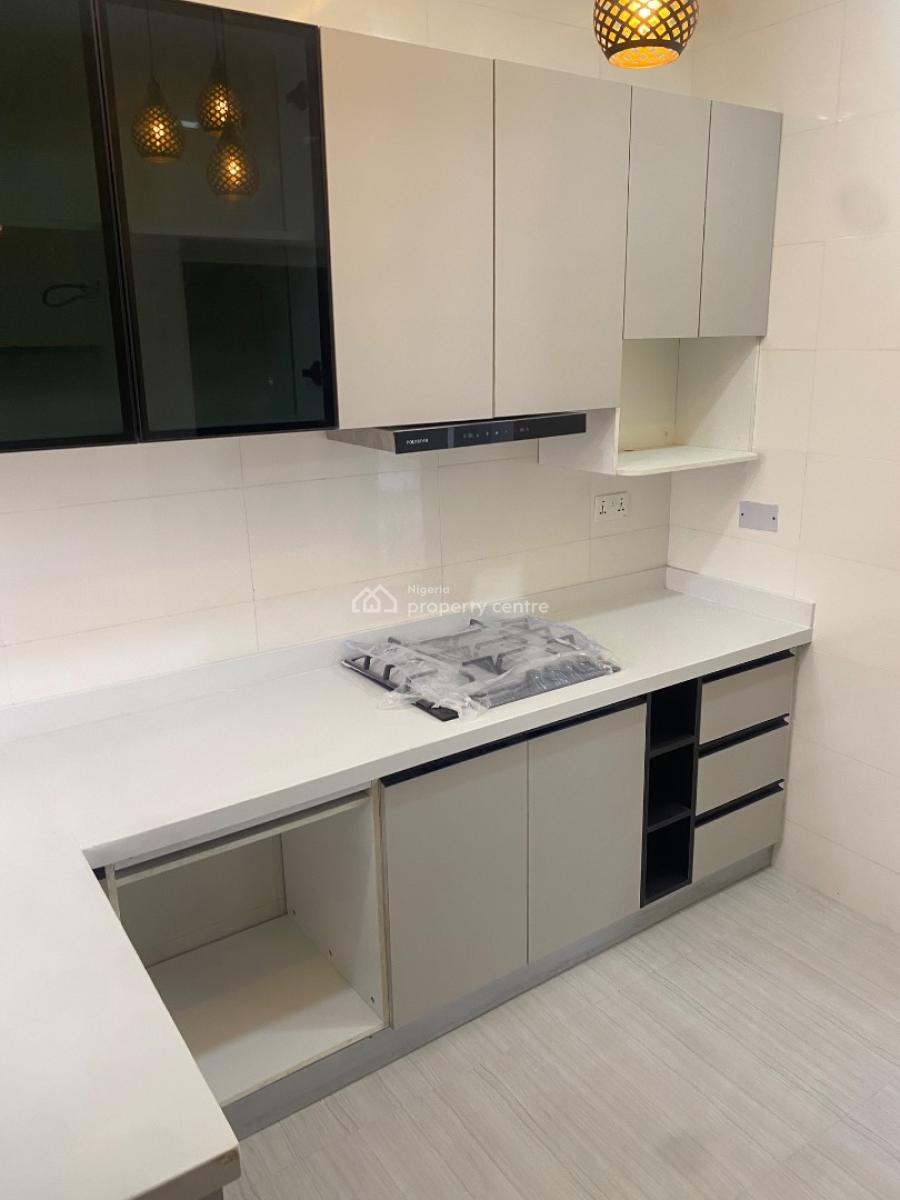 Luxury 3 Bedroom Maisonette with Bq, Pool, Gym & Elevator, Lekki Phase 1, Lekki, Lagos, Flat / Apartment for Sale