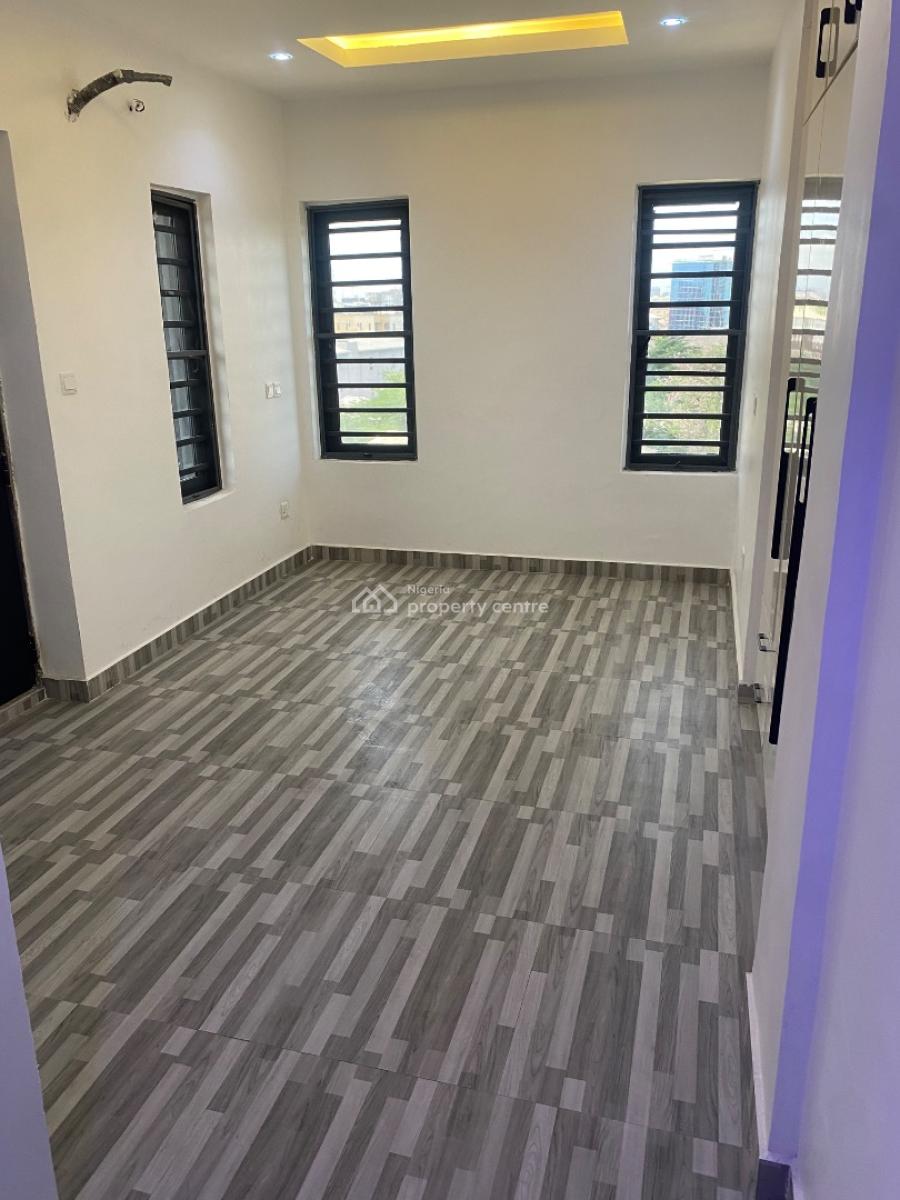 Luxury 3 Bedroom Maisonette with Bq, Pool, Gym & Elevator, Lekki Phase 1, Lekki, Lagos, Flat / Apartment for Sale