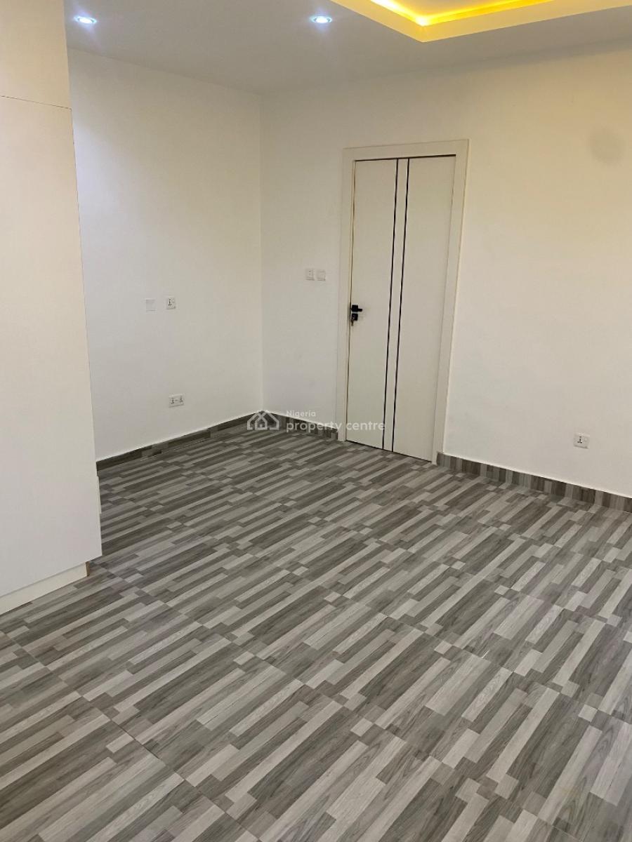 Luxury 3 Bedroom Maisonette with Bq, Pool, Gym & Elevator, Lekki Phase 1, Lekki, Lagos, Flat / Apartment for Sale