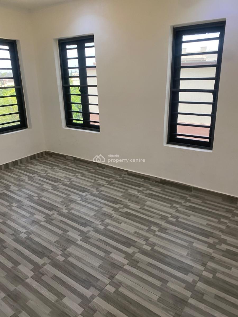 Luxury 3 Bedroom Maisonette with Bq, Pool, Gym & Elevator, Lekki Phase 1, Lekki, Lagos, Flat / Apartment for Sale