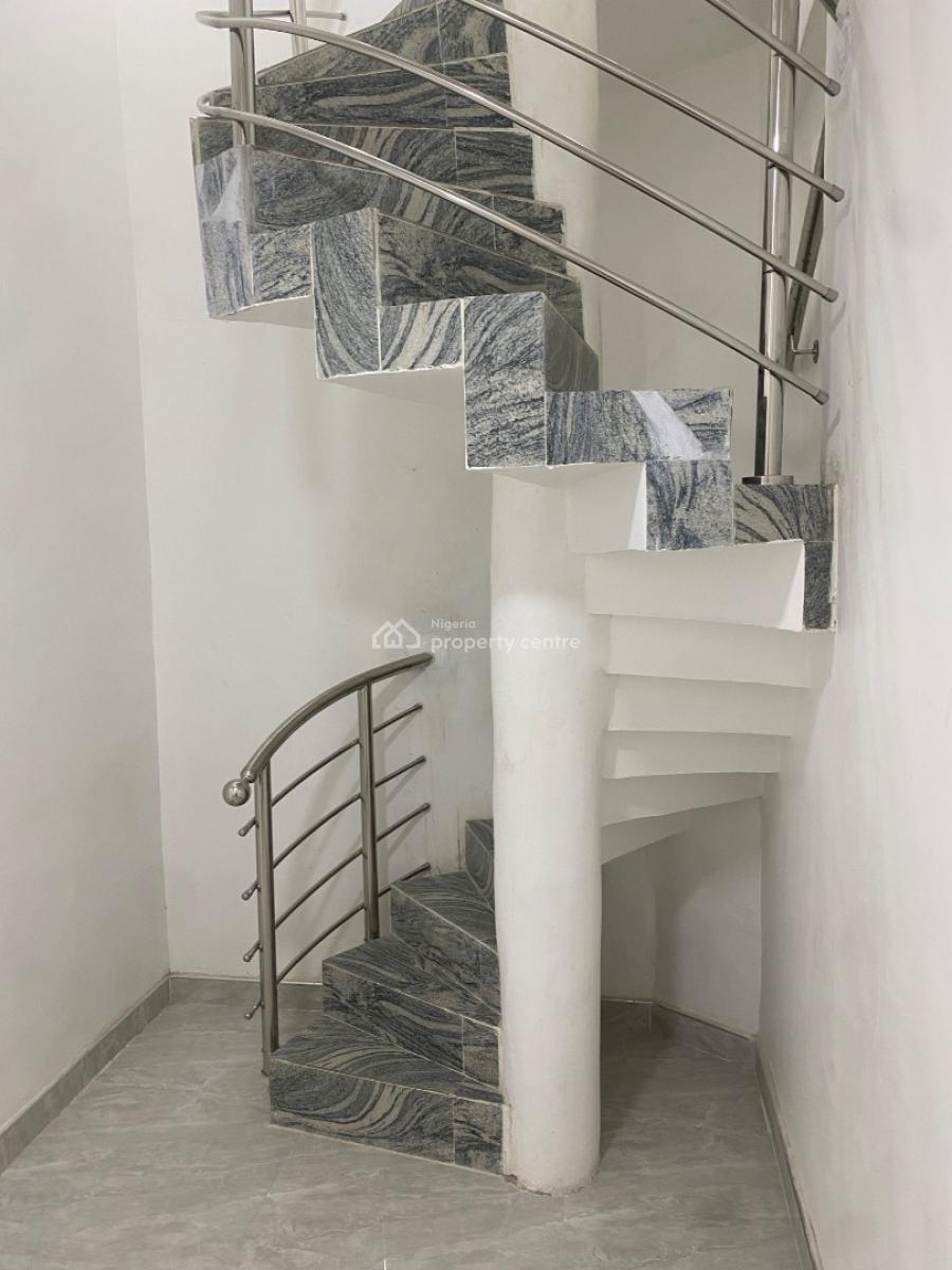 Luxury 3 Bedroom Maisonette with Bq, Pool, Gym & Elevator, Lekki Phase 1, Lekki, Lagos, Flat / Apartment for Sale