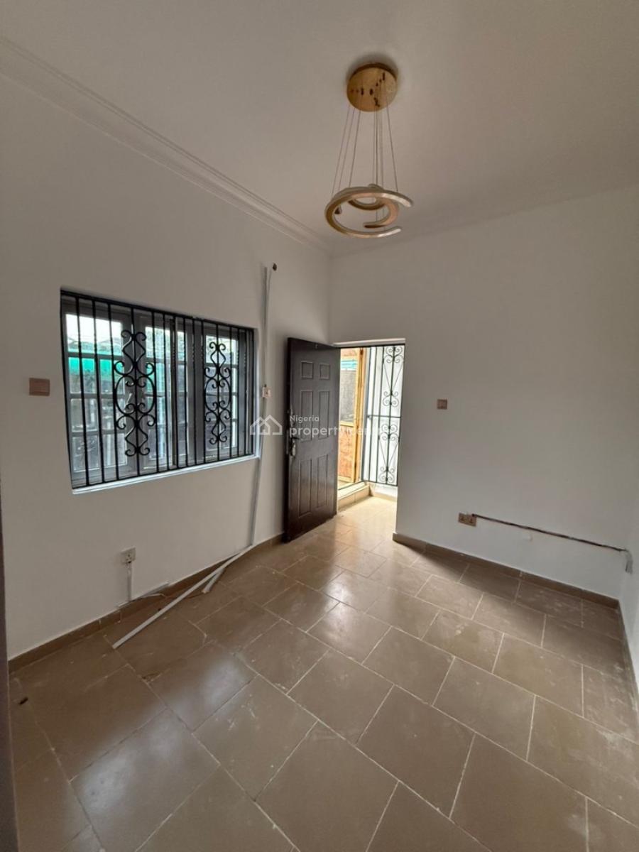 a Very Clean and Well Secured Mini Flat, Lekki Phase 1, Lekki, Lagos, Mini Flat (room and Parlour) for Rent