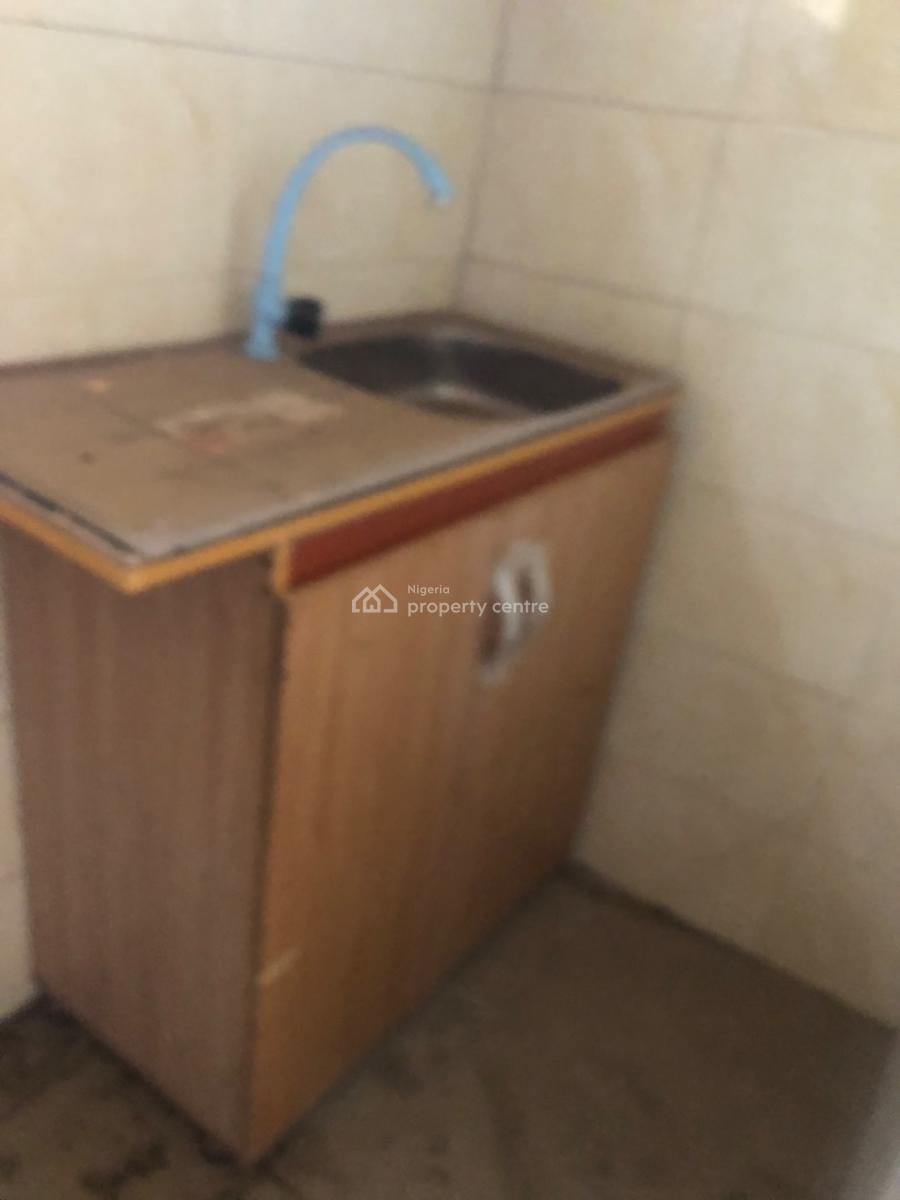 Room Self at Magboro Bankole Estate, Bankole Estate, Magboro, Ogun, Self Contain (single Rooms) for Rent