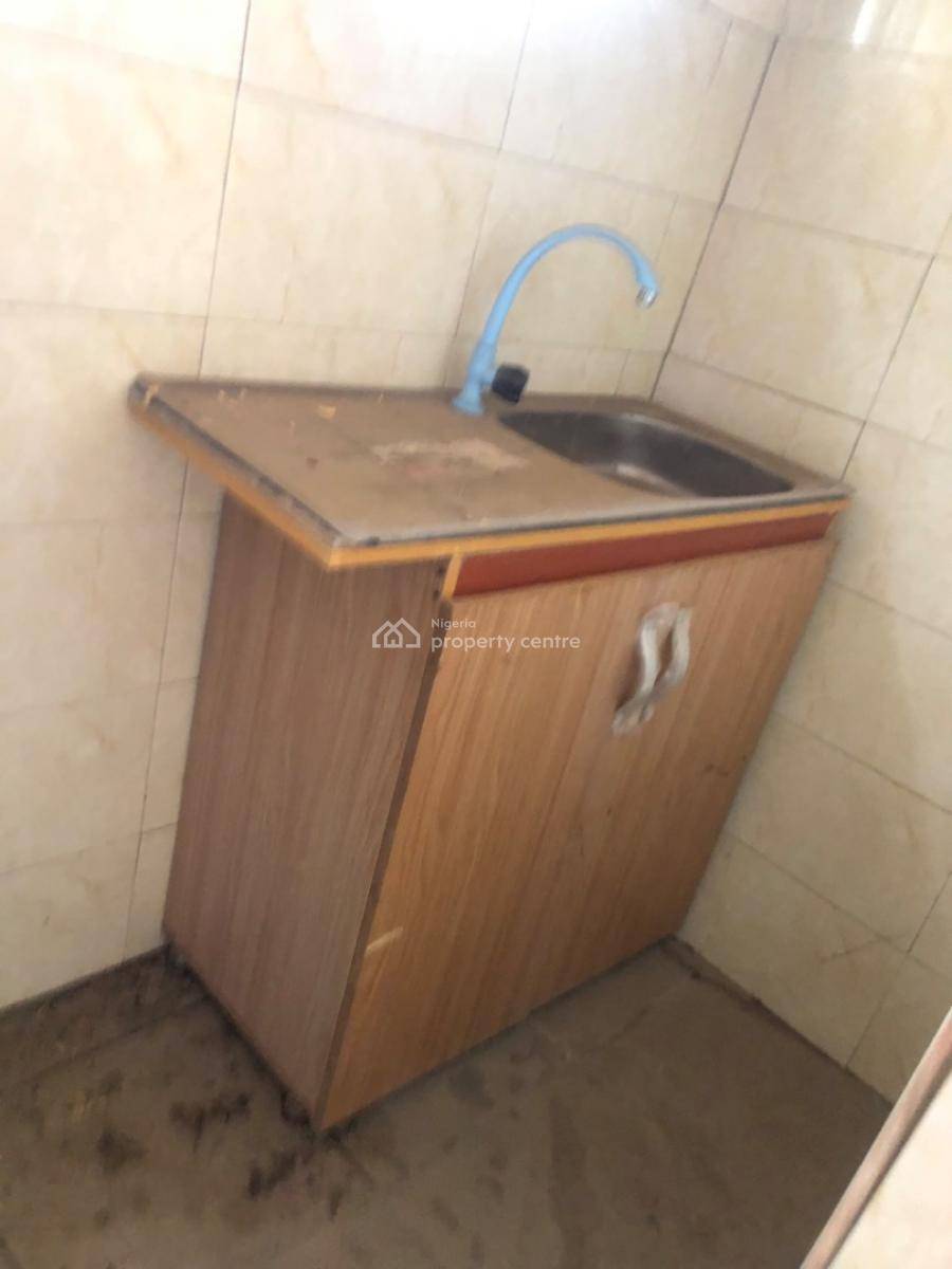 Room Self at Magboro Bankole Estate, Bankole Estate, Magboro, Ogun, Self Contain (single Rooms) for Rent