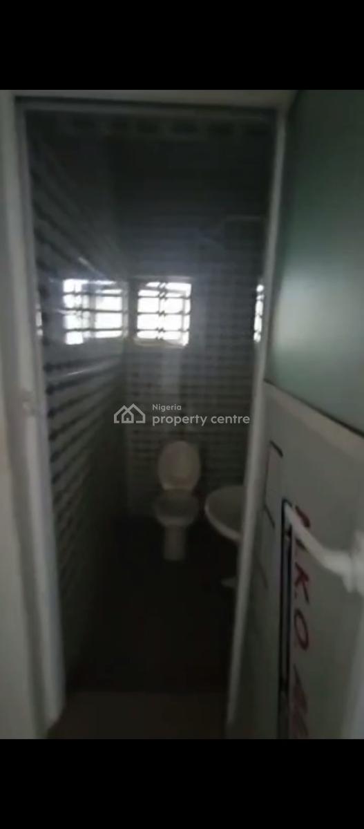 All Rooms Ensuite 3 Bedroom Flat, Gra Phase 2, Magodo, Lagos, Flat / Apartment for Rent