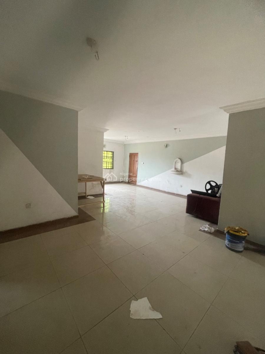 Direct Listing Upstairs 3 Bed Close to Gate Nice Balcony, Badore, Badore, Ajah, Lagos, House for Rent
