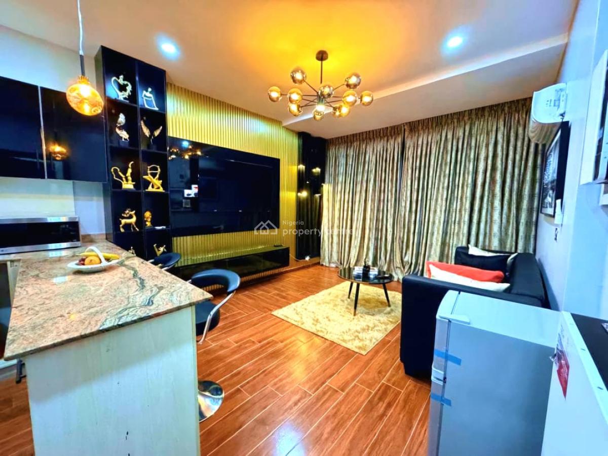 1 Bedroom Apartment with Housekeeping and Laundry Facilities, 2 Car Park Space,cctv Cameras and 2 Available Staff, Ikate, Lekki, Lagos, Flat / Apartment Short Let