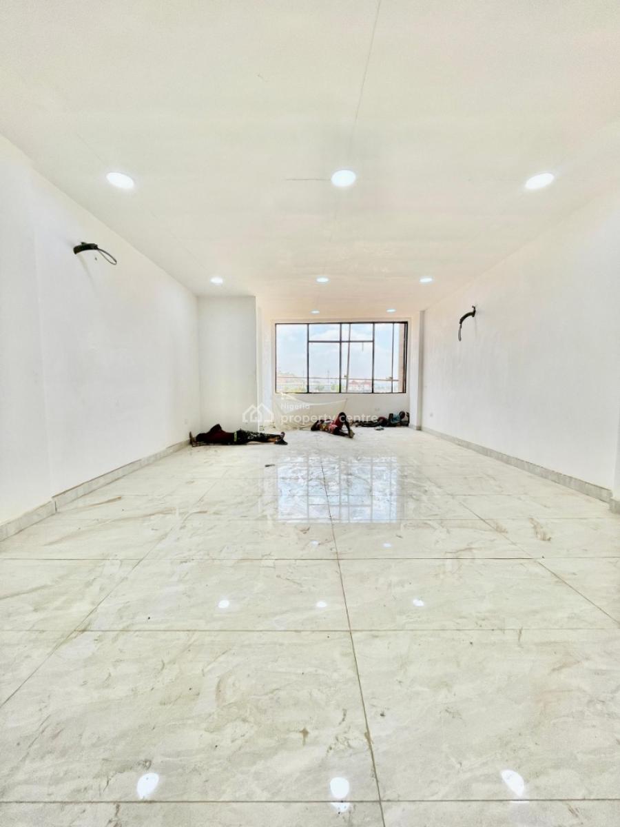 Office Spaces, Dawaki, Dawaki, Gwarinpa, Abuja, Plaza / Complex / Mall for Rent