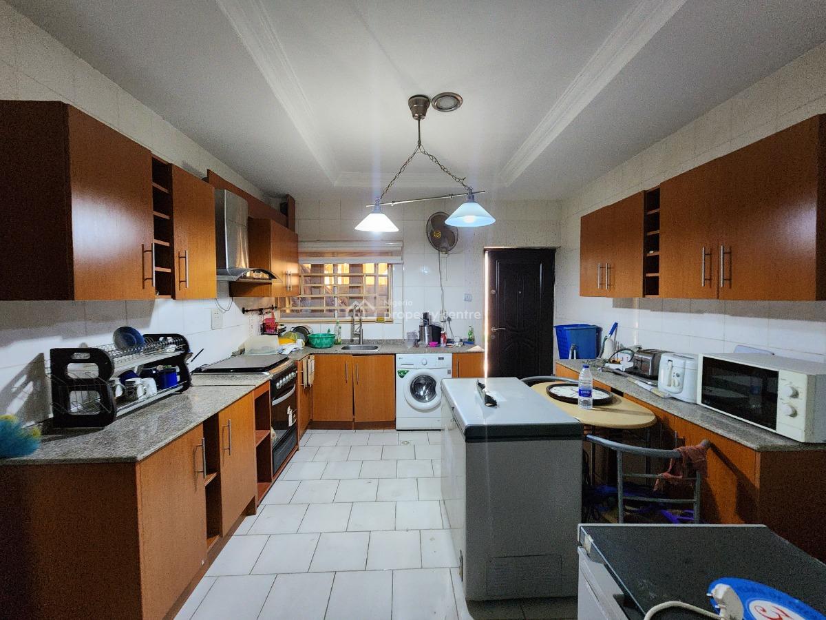 Very Spacious and Beautiful 3 Bedroom Detached Bungalow with 2 Bedroom, Valencia Garden Estate, Galadimawa, Abuja, Detached Bungalow for Rent