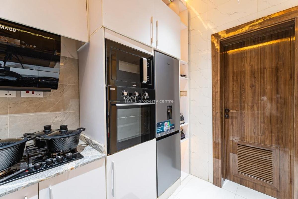 Luxury 2bedroom Apartment with Housekeeping and Elevator, Alexa,gymnasium,indoor Games,ps5, Lekki Phase 1, Lekki, Lagos, Flat / Apartment Short Let