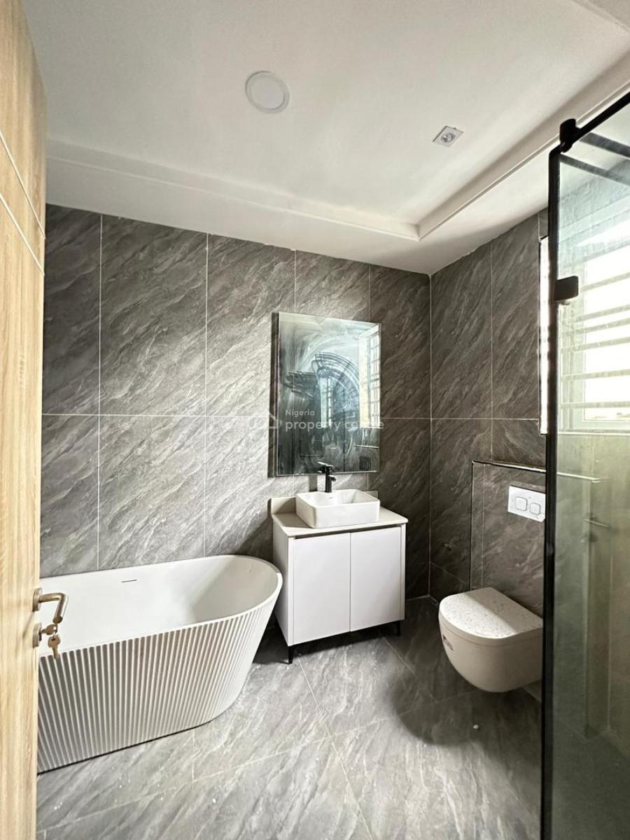 Luxurious Spacious 4 Bedroom Terraced Duplex with Bq, Lekki Phase 1, Lekki, Lagos, Detached Duplex for Sale