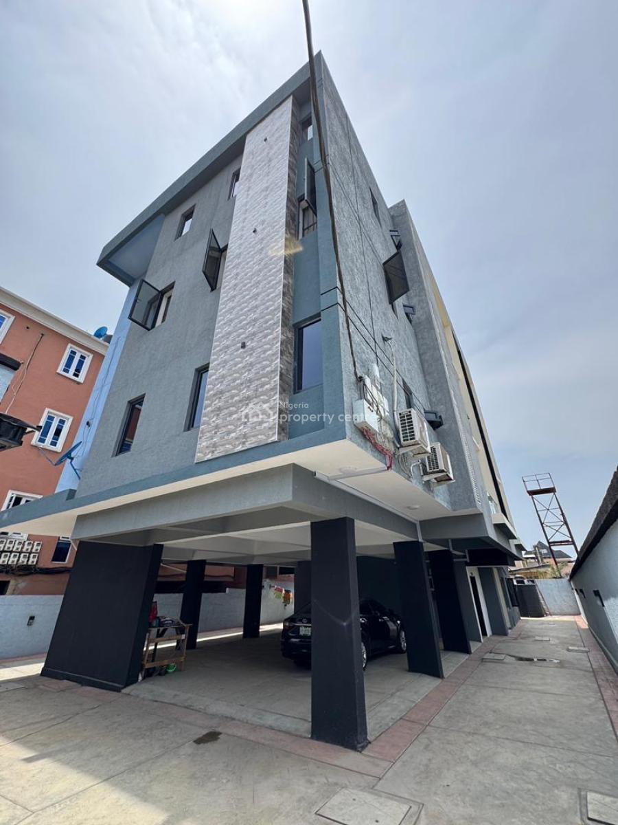 Lovely 2 Bedroom Apartment in a Serene Environment, Surulere, Surulere, Lagos, Block of Flats for Sale