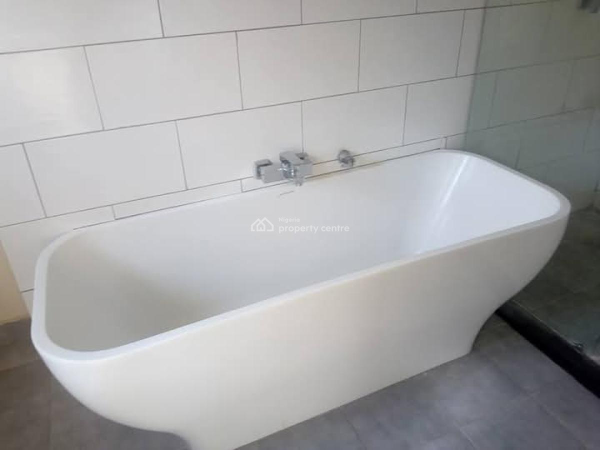 Serviced 3 Bedroom Apartment with Bq, Ikate, Lekki, Lagos, Flat / Apartment for Rent