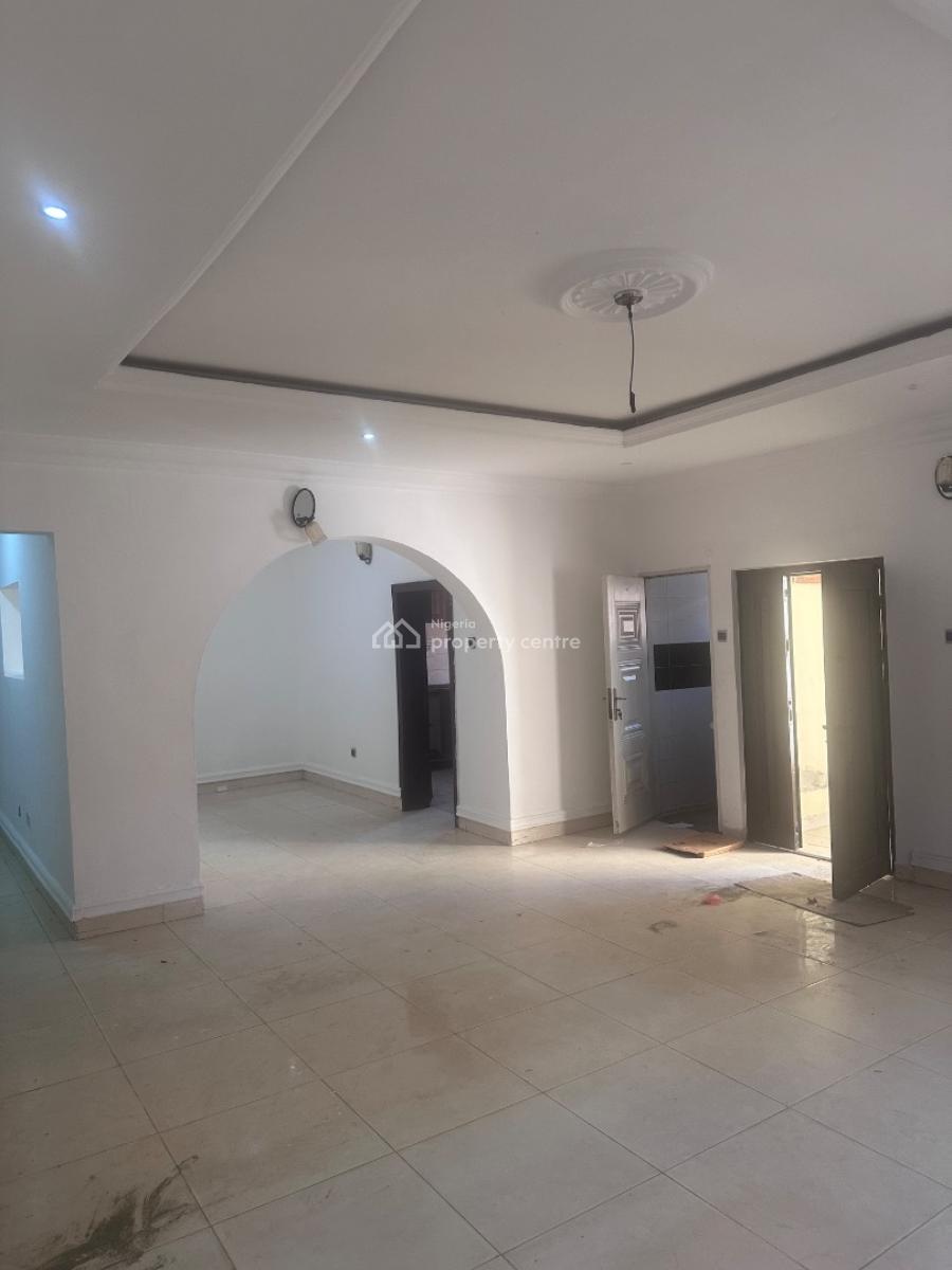 Massive 3 Bedroom Flat, No2 Oceanbreeze Estate, Commercial Purposes, Ologolo, Lekki, Lagos, Flat / Apartment for Rent