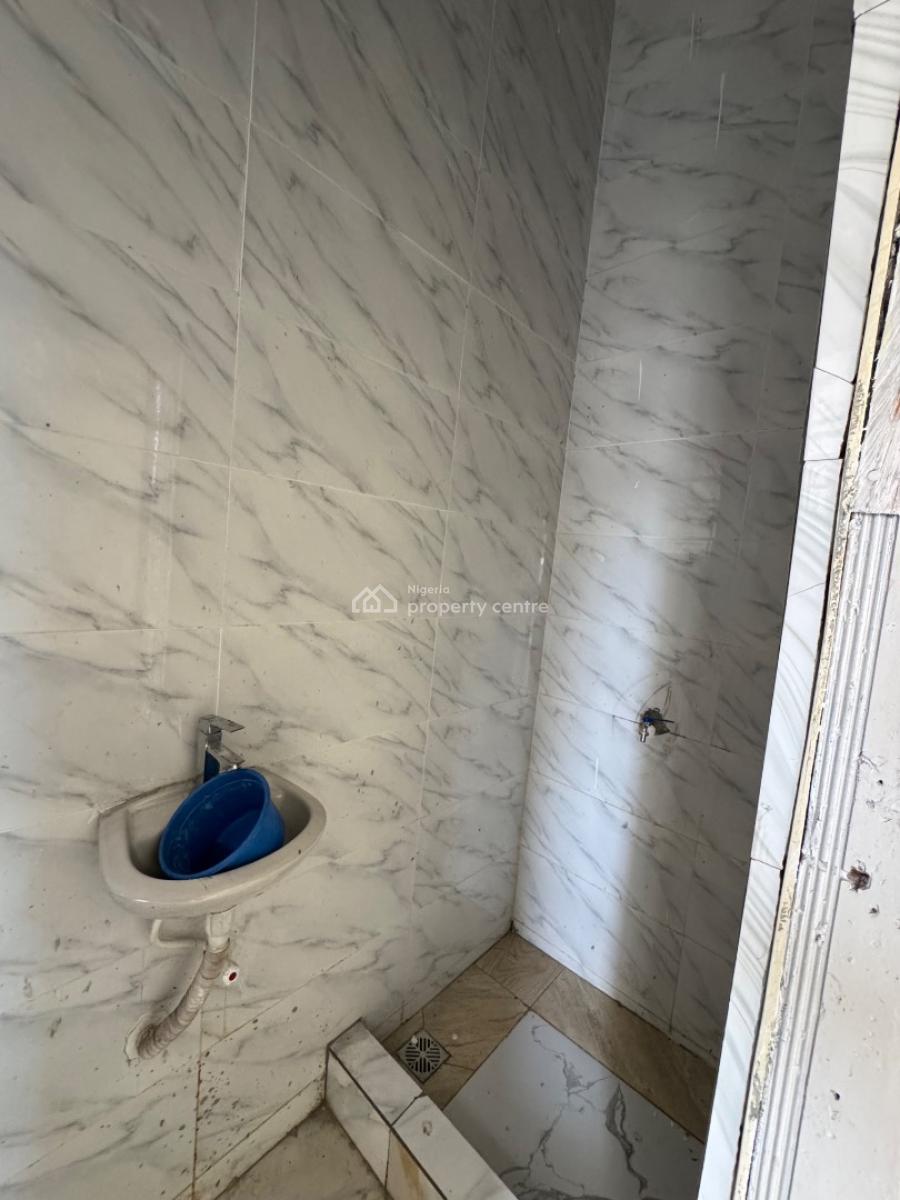 Self Contain Bq, Before Dominos, Agungi, Lekki, Lagos, Self Contain (single Rooms) for Rent